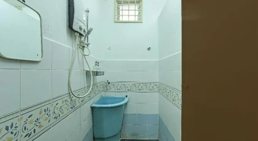 Oyo 90522 Alma Sweet Home George Town Hotel