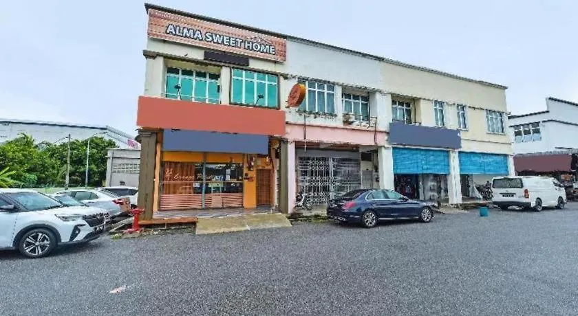 Oyo 90522 Alma Sweet Home George Town